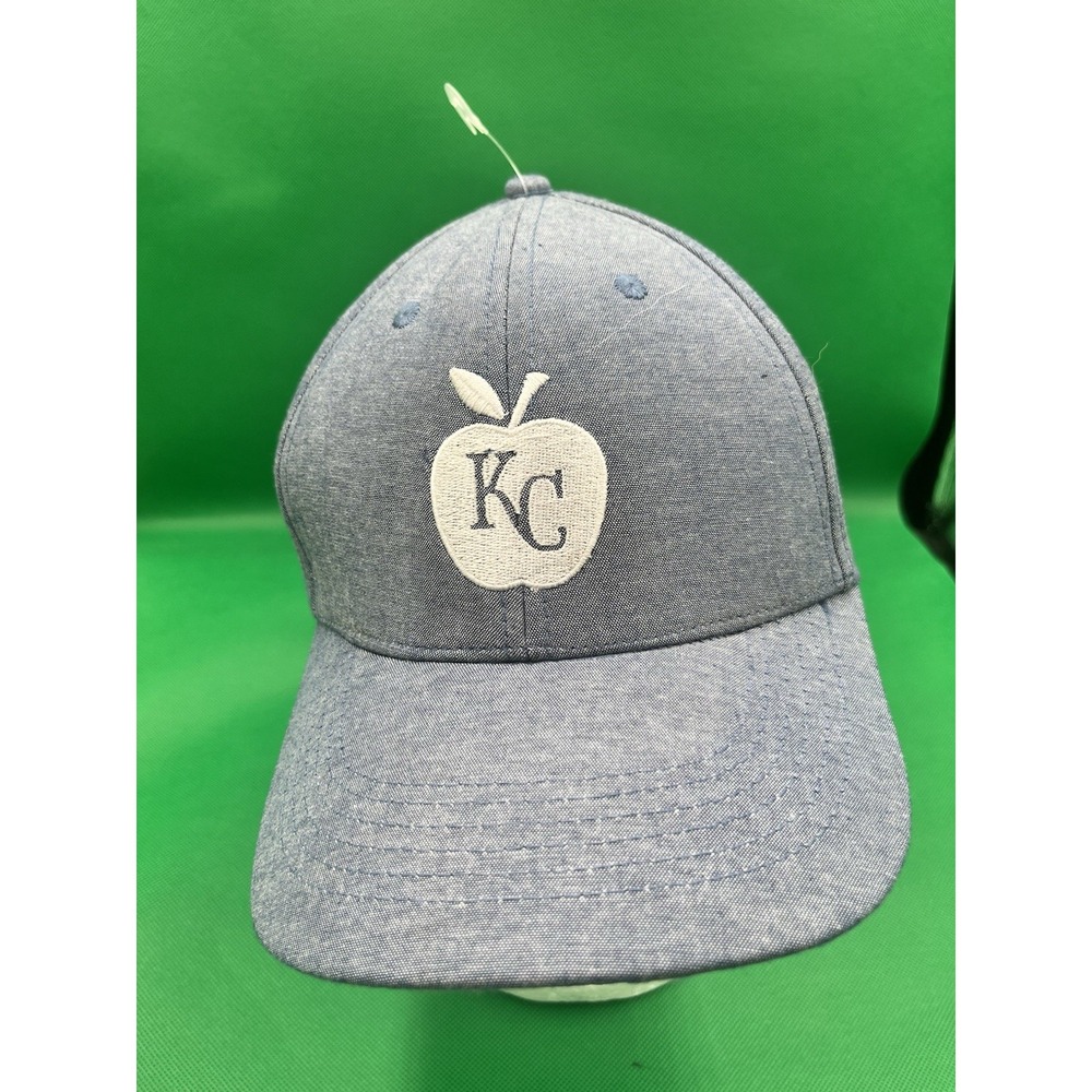 Kansas City Royals Teacher Night baseball hat apple-Stadium‎ Giveaway